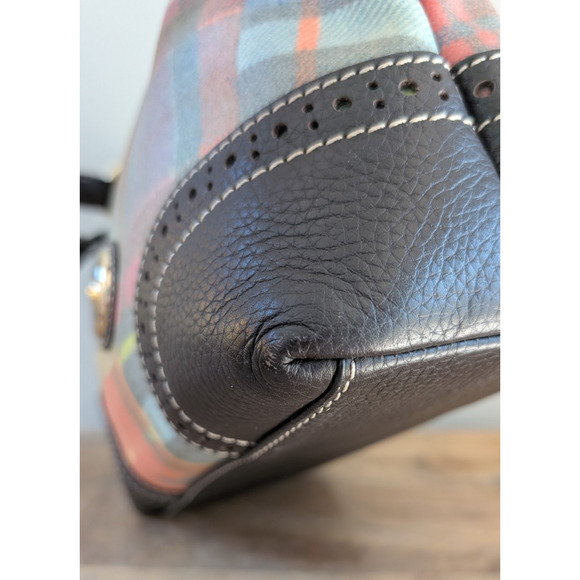 Dooney and Bourke plaid handbag with additional wristlet and pouch - Picture 10 of 16